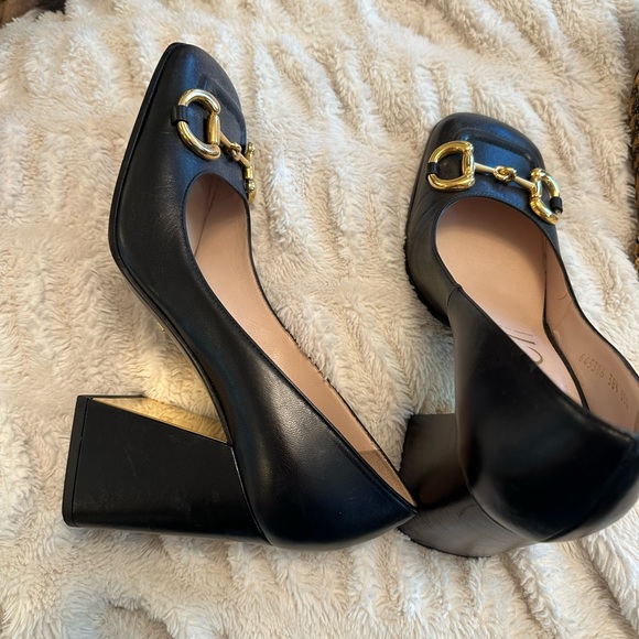 Gucci WOMEN'S MID-HEEL PUMP WITH HORSEBIT black size 38.5 lightly worn - Picture 4 of 5